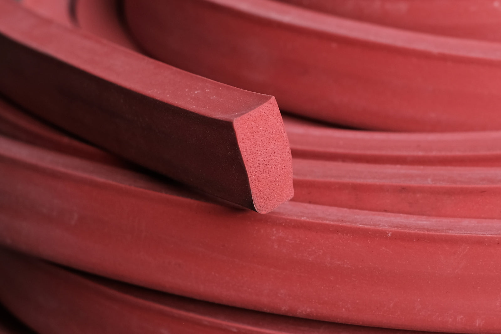 Closed Cell VS Open Cell Foam / Sponge