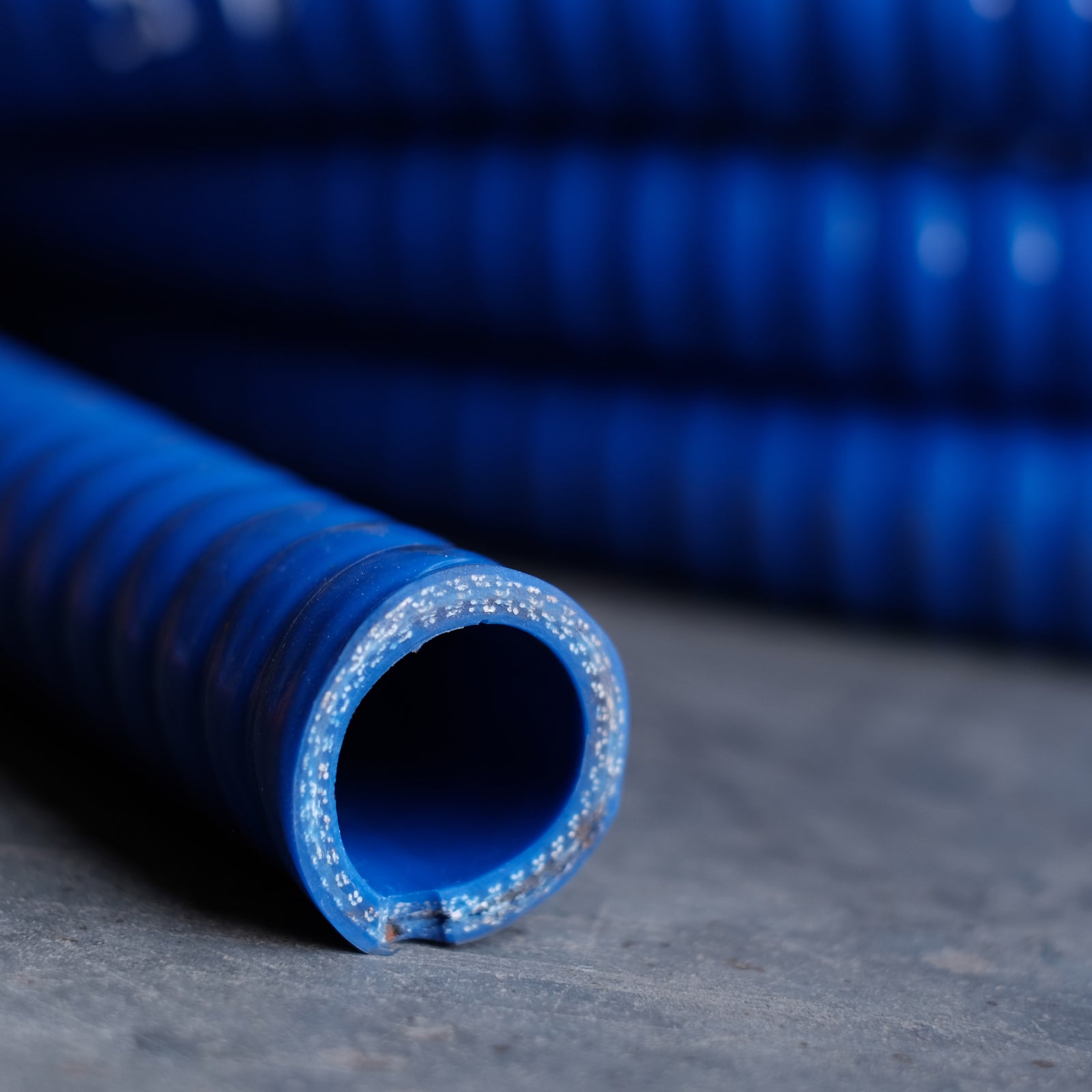 Flexible Wire Silicone Hose - ARIS Performance Silicone